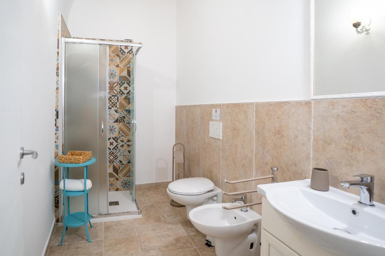 Corte Pietrantica - Charming Rooms & Suites Giovinazzo Exterior photo