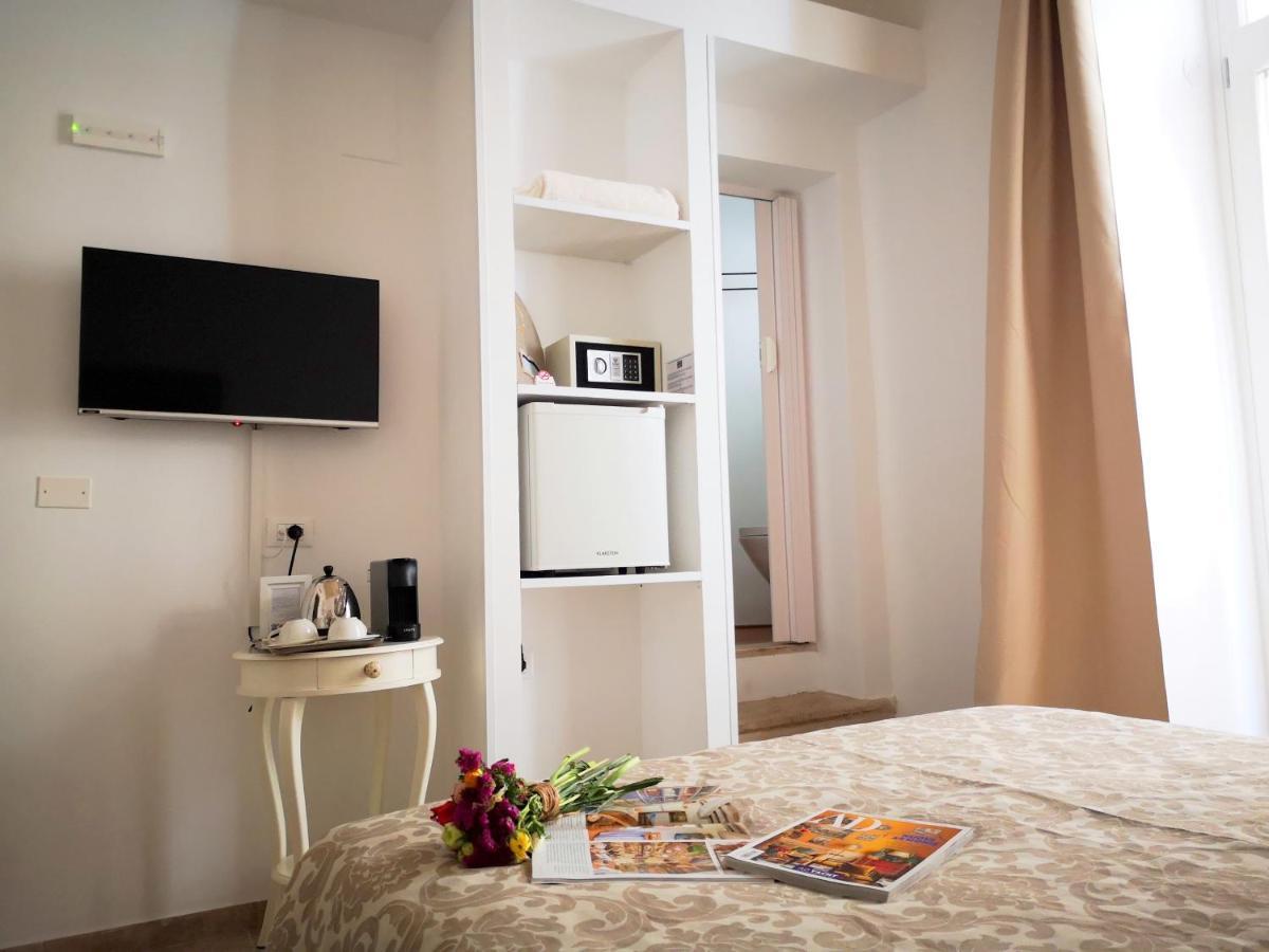 Corte Pietrantica - Charming Rooms & Suites Giovinazzo Exterior photo