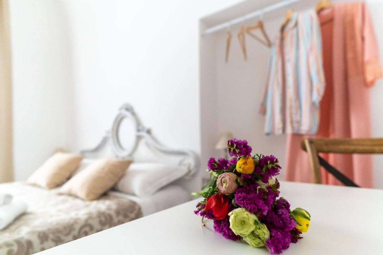 Corte Pietrantica - Charming Rooms & Suites Giovinazzo Exterior photo