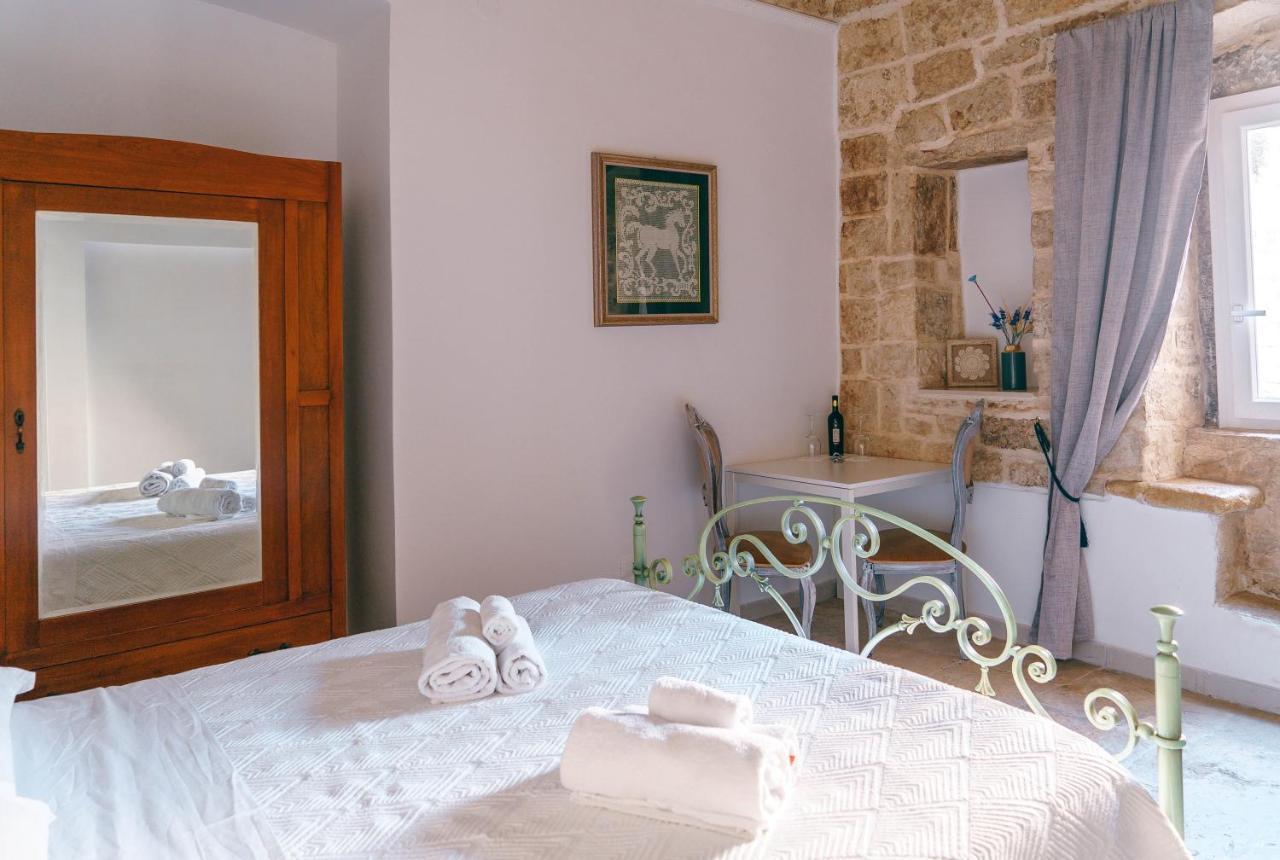 Corte Pietrantica - Charming Rooms & Suites Giovinazzo Exterior photo